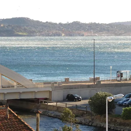 Daire Coin-nuit Avec Piscine Et Parking, 4 Pers. - Fr-1-780-49 Sainte-Maxime