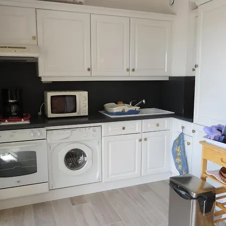 Coin-nuit Avec Piscine Et Parking, 4 Pers. - Fr-1-780-49 Daire