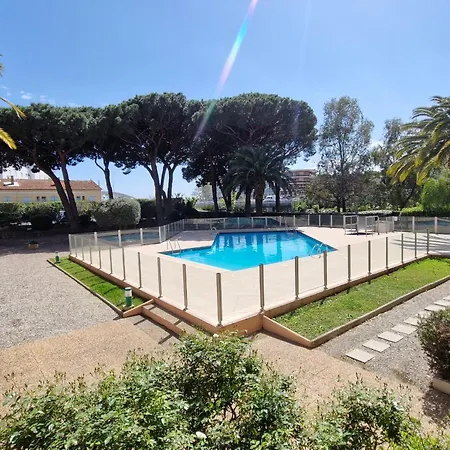 Daire Coin-nuit Avec Piscine Et Parking, 4 Pers. - Fr-1-780-49